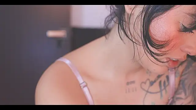 LorenRosse online show from 02-07-26, 11:30