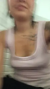 LorenRosse online show from 04-25-26, 11:02