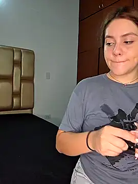 Snapshot of Sthef_Castle chatting on 09-29-25, 11:04 Sthef Castle online show from 09-29-25, 11:04