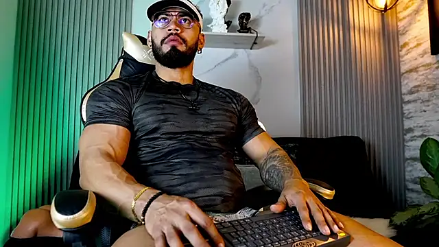 Snapshot of jaxon_colton chatting on 12-05-25, 09:18 jaxon colton online show from 12-05-25, 09:18