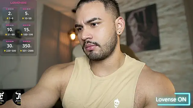 Snapshot of jaxon_colton chatting on 05-11-26, 11:24 jaxon colton online show from 05-11-26, 11:24