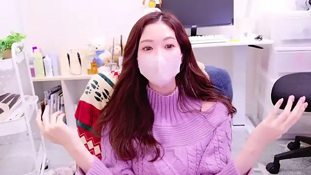 oxo yuna oxo online show from 12-30-24, 12:09