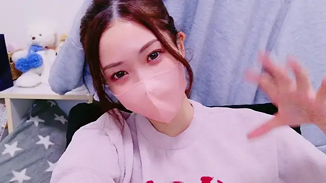 oxo yuna oxo online show from 01-05-25, 04:16