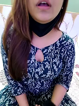 Hoty-Shivangi online show from 09-15-25, 08:25