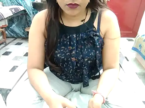 aarushi sharmaa online show from 02-21-25, 02:48