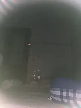 Snapshot of girldam95 chatting on 12-03-25, 02:15 girldam95 online show from 12-03-25, 02:15