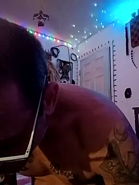 Buffshagswell online show from 11-22-25, 04:11