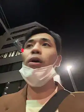 Snapshot of ryusei18570 chatting on 12-06-24, 01:44 ryusei18570 online show from 12-06-24, 01:44