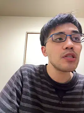 Snapshot of ryusei18570 chatting on 03-02-25, 02:10 ryusei18570 online show from 03-02-25, 02:10