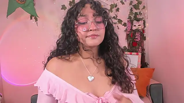 cutepie uwu  online show from 02-26-25, 11:59