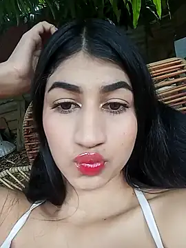 Snapshot of Julix_A chatting on 01-03-25, 06:35 Julix A online show from 01-03-25, 06:35