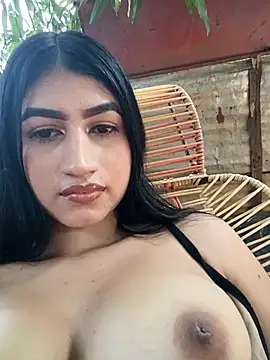 Snapshot of Julix_A chatting on 09-11-25, 07:03 Julix A online show from 09-11-25, 07:03