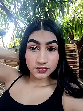 Snapshot of Julix_A chatting on 03-01-26, 05:37 Julix A online show from 03-01-26, 05:37