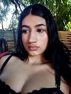 Snapshot of Julix_A chatting on 05-07-26, 07:19 Julix A online show from 05-07-26, 07:19