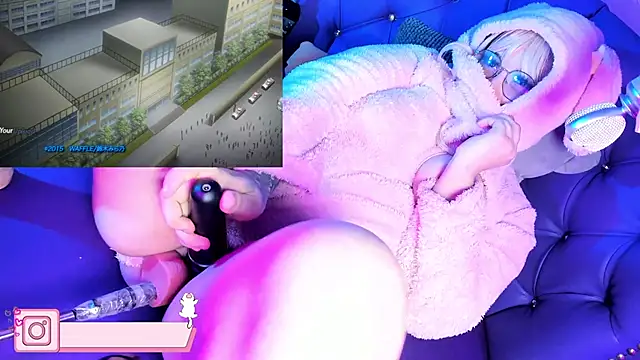 Snapshot of AHRI_LEE chatting on 01-20-25, 06:21 AHRI LEE online show from 01-20-25, 06:21