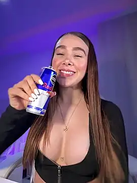 Lanataylor- online show from 02-18-25, 11:30