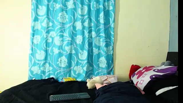 Snapshot of Madison__12 chatting on 03-03-25, 02:04 Madison  12 online show from 03-03-25, 02:04