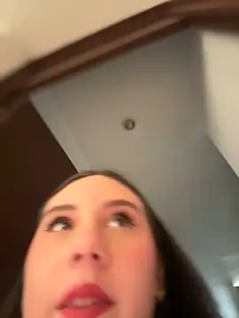 Snapshot of _ISABELLA_HOT_ chatting on 12-14-25, 12:43 ISABELLA HOT online show from 12-14-25, 12:43