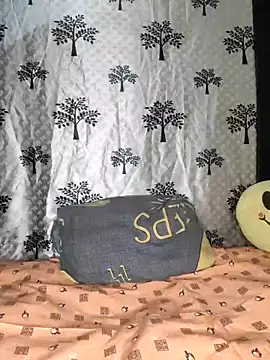 Snapshot of Mr_Handsome_hunk chatting on 11-19-25, 05:02 Mr Handsome hunk online show from 11-19-25, 05:02