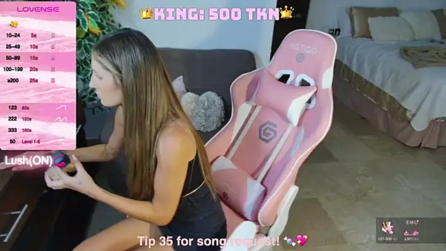 Snapshot of Angel-Ava chatting on 12-19-24, 05:51 Angel-Ava online show from 12-19-24, 05:51