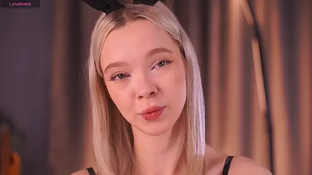  AlinaBailey online show from 01-12-26, 07:35