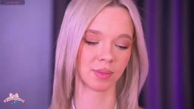  AlinaBailey online show from 04-27-26, 08:01