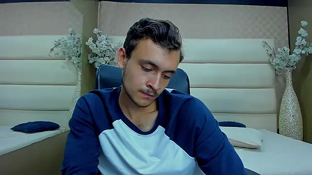 Desmon Clark online show from 02-02-25, 09:08