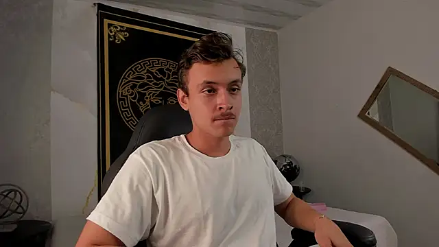 Desmon Clark online show from 02-11-25, 07:59