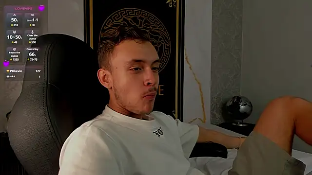 Desmon Clark online show from 03-06-25, 04:19