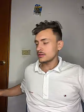 Desmon Clark online show from 04-24-26, 11:07