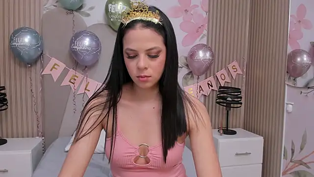 Sensual Sophie  online show from 03-06-25, 11:03