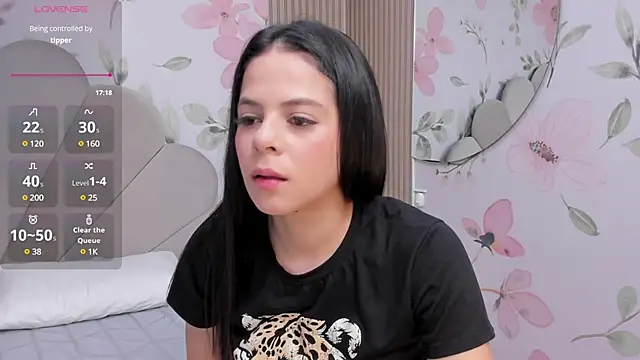 Sensual Sophie  online show from 03-17-25, 10:06