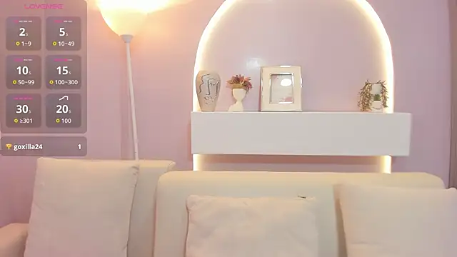 Sensual Sophie  online show from 03-25-26, 11:27