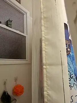 Snapshot of clitstitsandbongrips chatting on 02-23-25, 11:33 clitstitsandbongrips online show from 02-23-25, 11:33