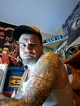 Snapshot of clitstitsandbongrips chatting on 03-04-25, 12:01 clitstitsandbongrips online show from 03-04-25, 12:01