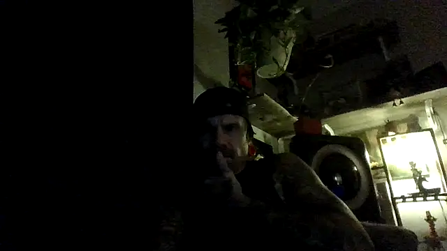 Snapshot of clitstitsandbongrips chatting on 09-23-25, 09:23 clitstitsandbongrips online show from 09-23-25, 09:23