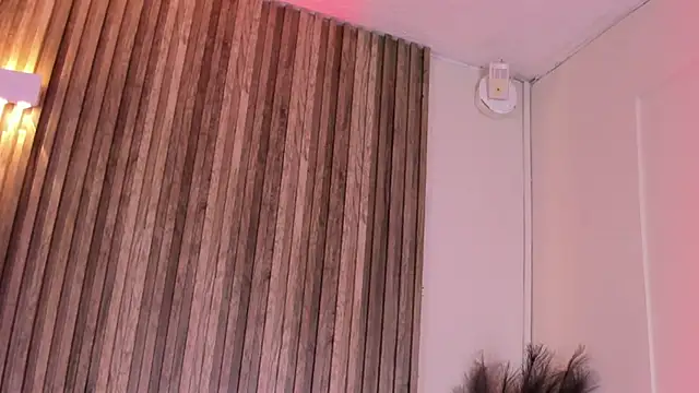 Snapshot of HannaPaola chatting on 07-25-26, 10:51 HannaPaola online show from 07-25-26, 10:51