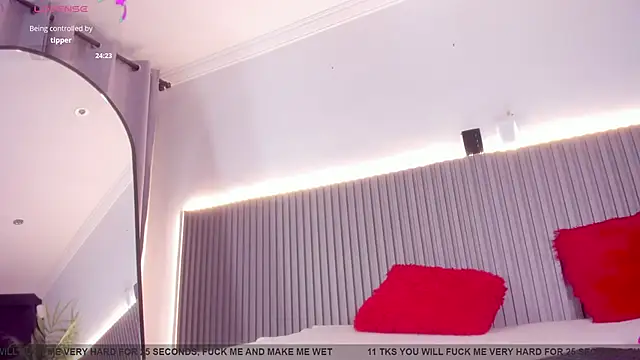 valentina lux online show from 03-27-26, 07:35