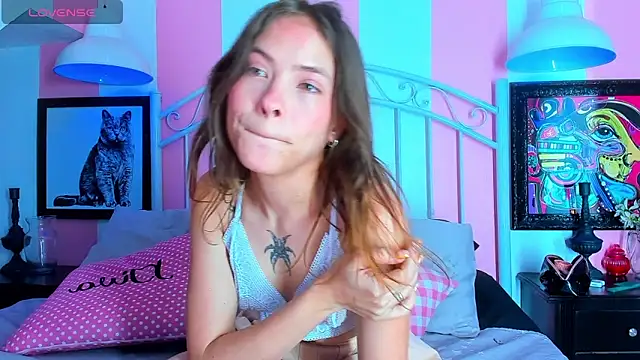 Liah Grey8 online show from 12-28-24, 09:08