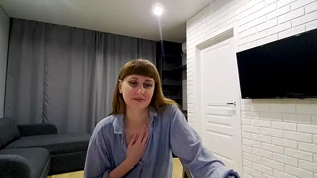 Daniella Lorente online show from 05-16-26, 12:29