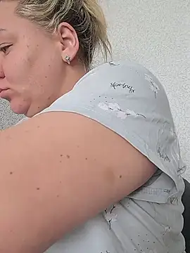 Anna Curvy online show from 03-20-26, 04:17