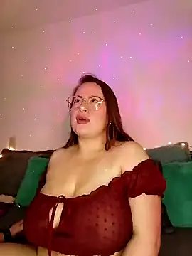 soofy   online show from 10-20-25, 04:35