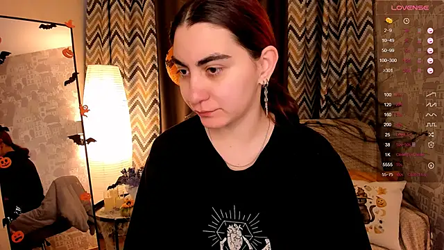 hannacheekss  online show from 10-28-25, 03:54