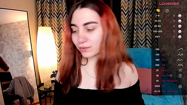 hannacheekss  online show from 11-10-25, 02:10