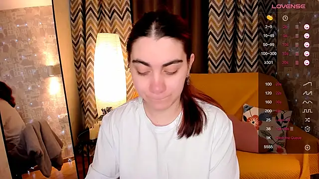 hannacheekss  online show from 04-02-26, 02:09