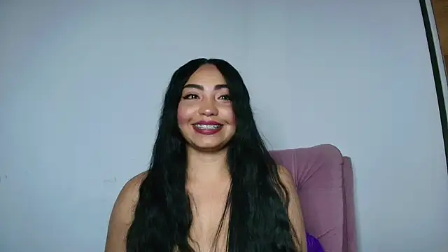 Dailyn Adams online show from 12-24-24, 08:11