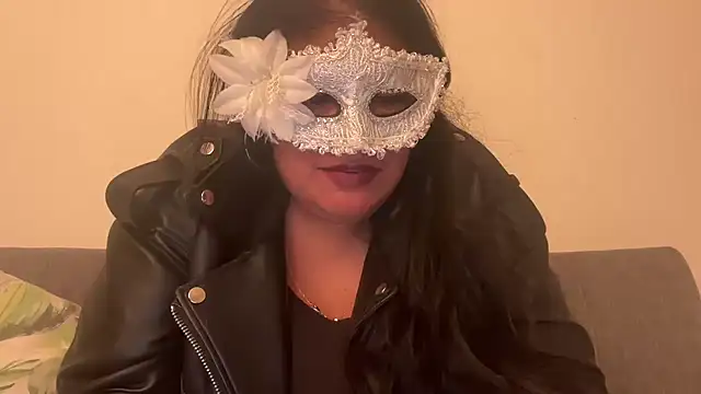 MashaCL online show from 11-05-25, 06:08