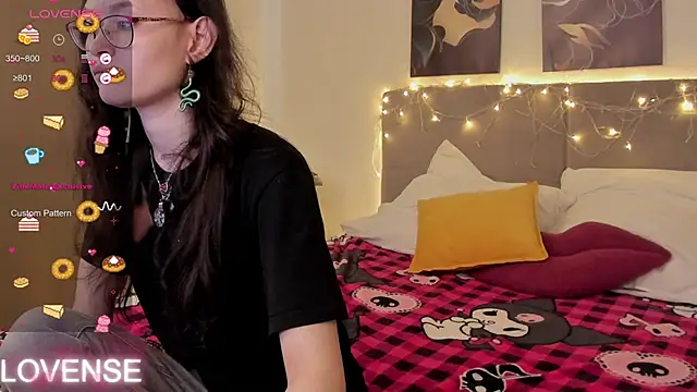 Emily Strikeee online show from 03-09-26, 03:54