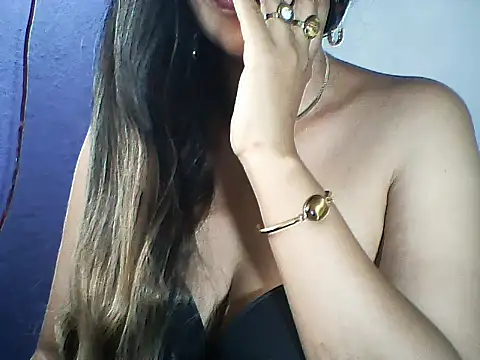 layanah12 online show from 03-05-26, 03:46