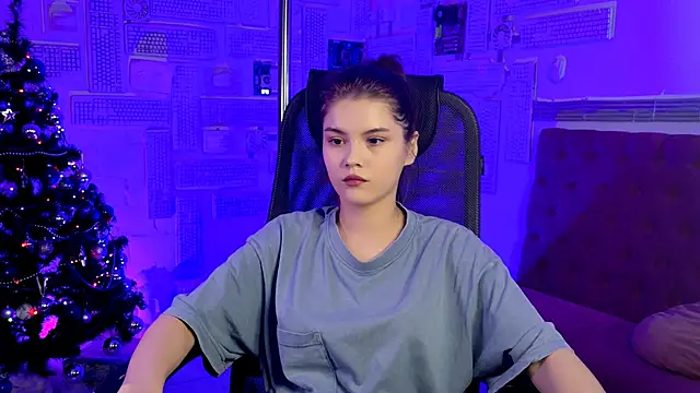 Snapshot of EvaThopson chatting on 12-09-24, 03:11 EvaThopson online show from 12-09-24, 03:11